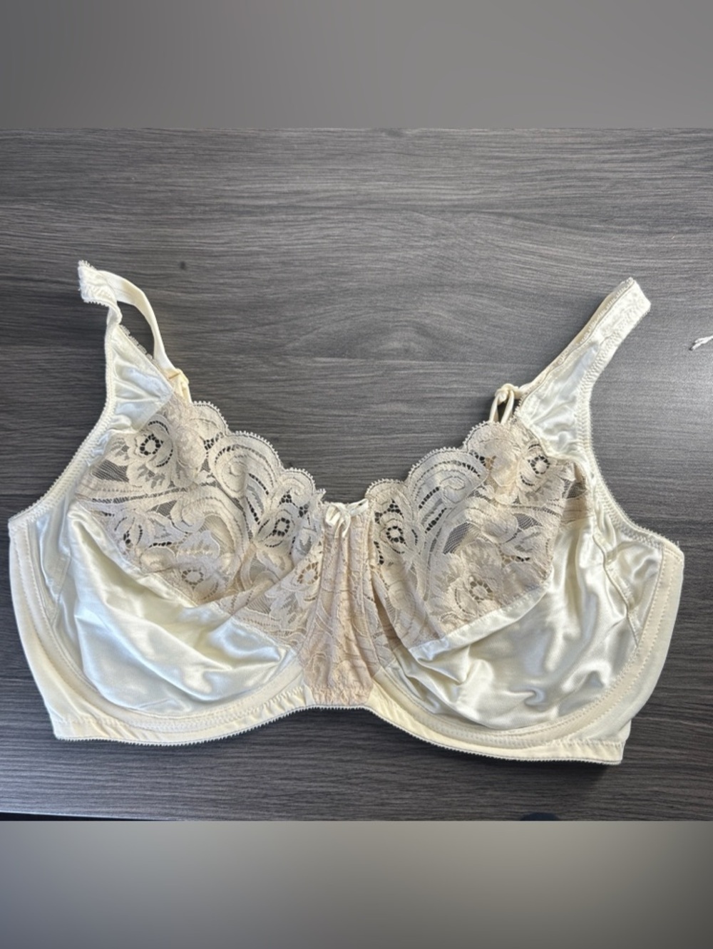 Vanity Fair Underwire Bra 36DD C. Glow Lace Full Coverage New Lace Piquant 0836